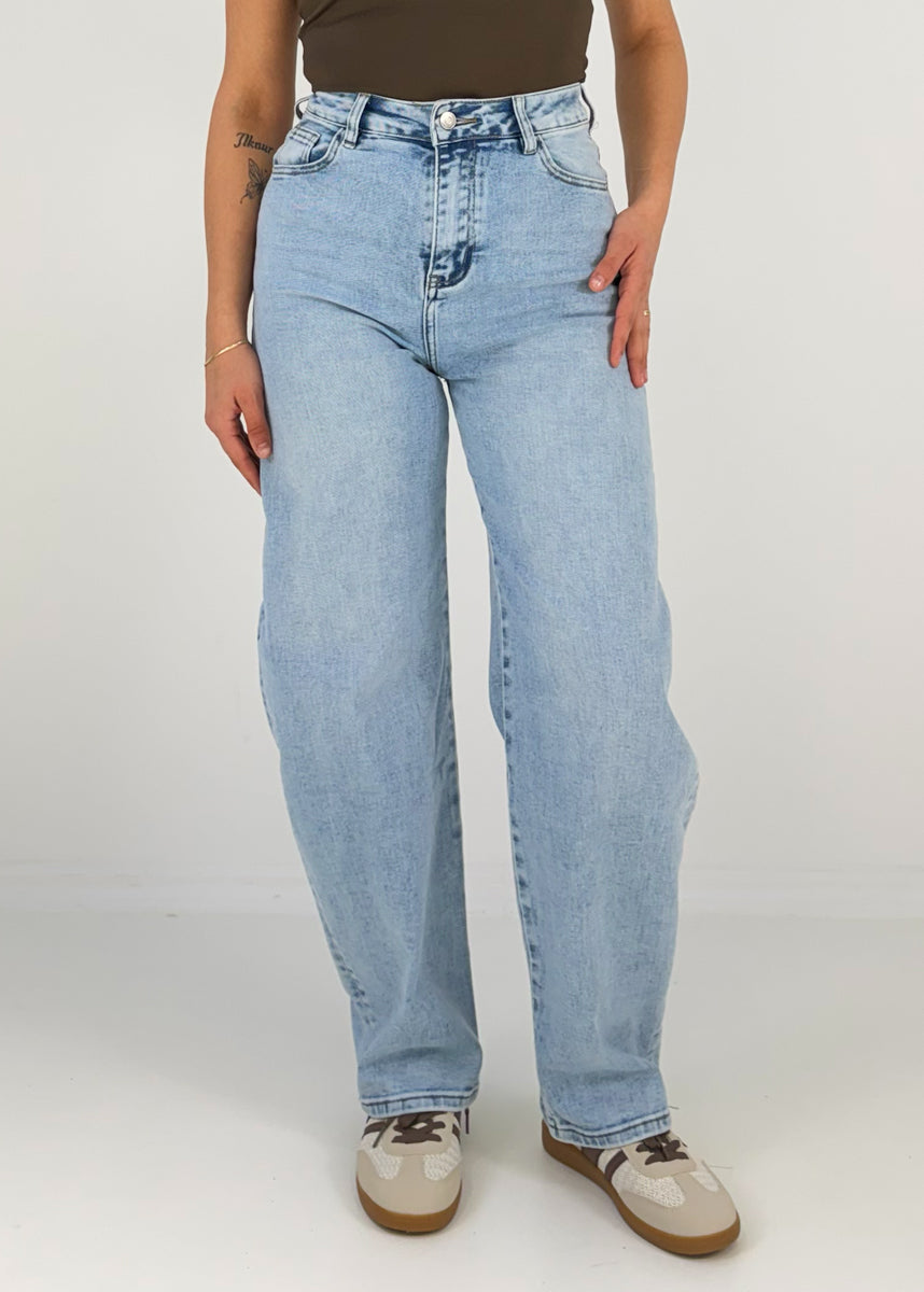 Barrel Jeans