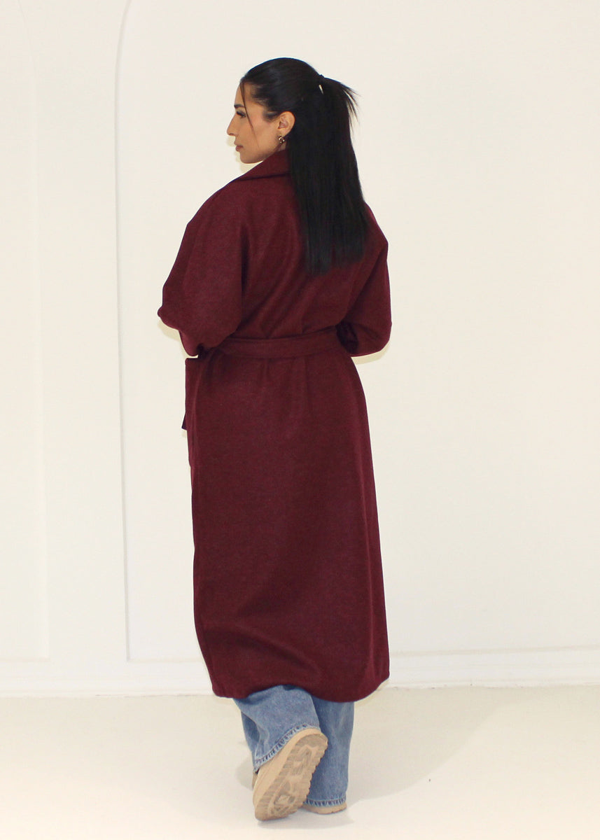 Weicher Bindemantel mit Gürtel