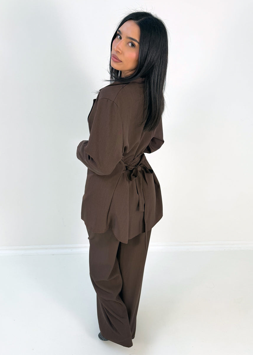 Blazer-Set mit Hose und Gürtel