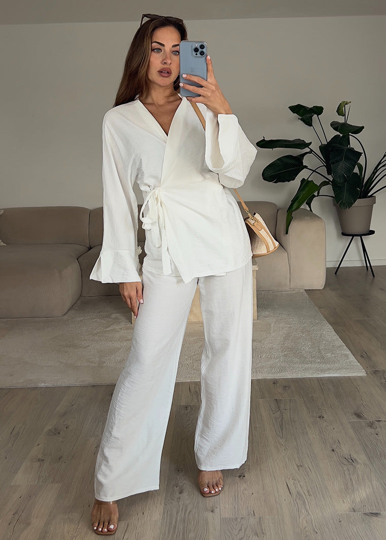 Basic Zweiteiler in Wickeloptik