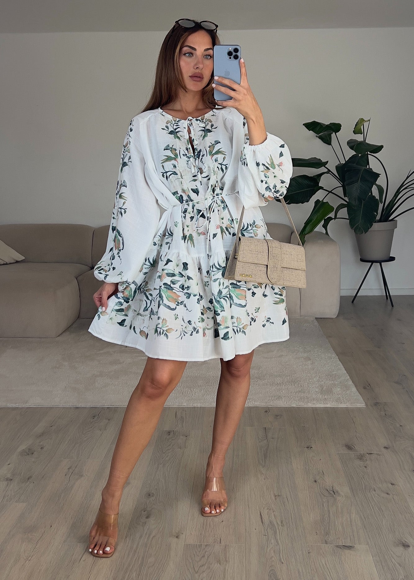 Minikleid mit Blumenmuster