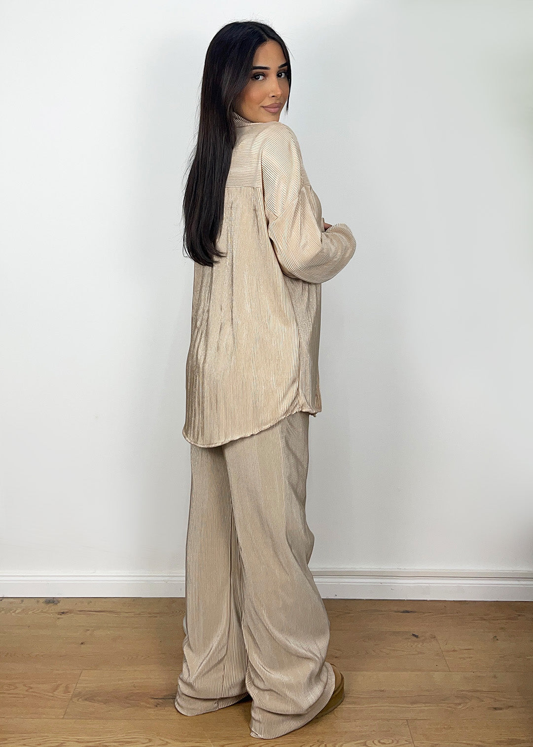 Plissierter Zweiteiler