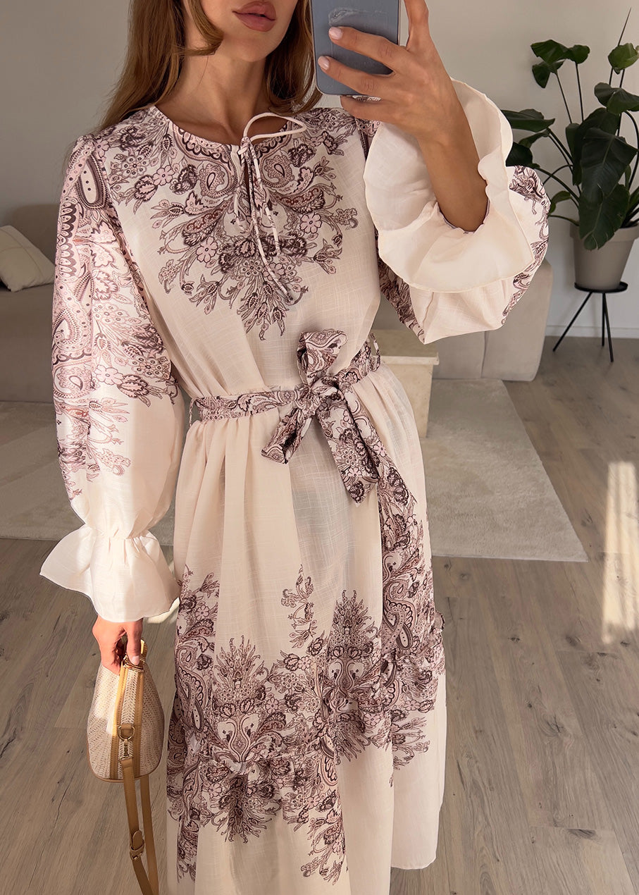 Maxikleid mit Volantärmeln