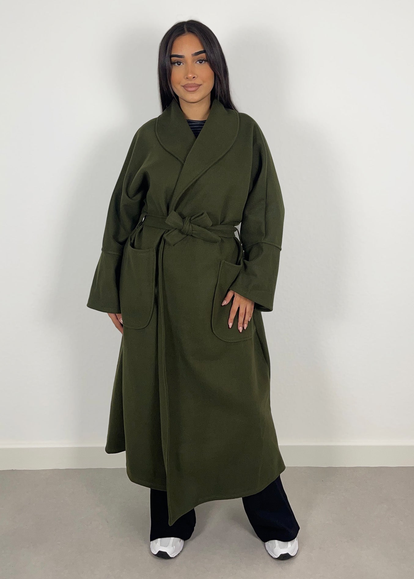 Eleganter Bindemantel