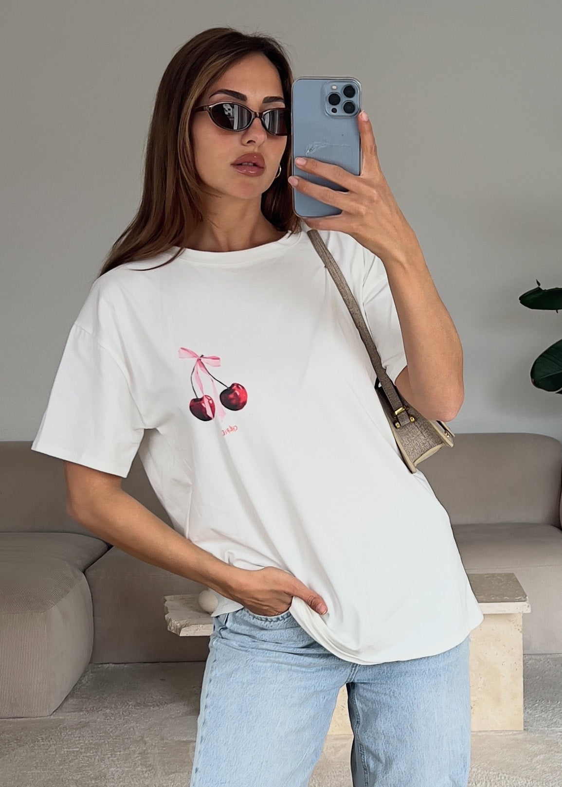 Oversize T-Shirt mit Kirschprint