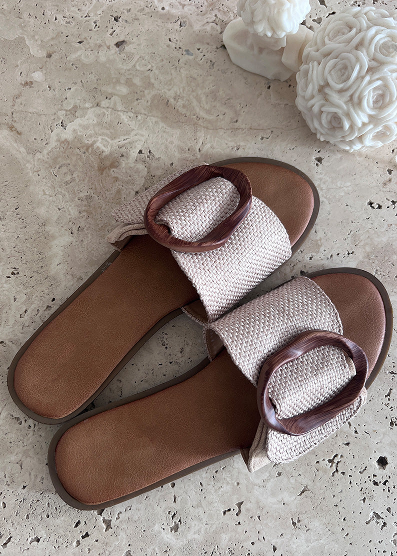 Slides mit Holz-Optik-Schnalle