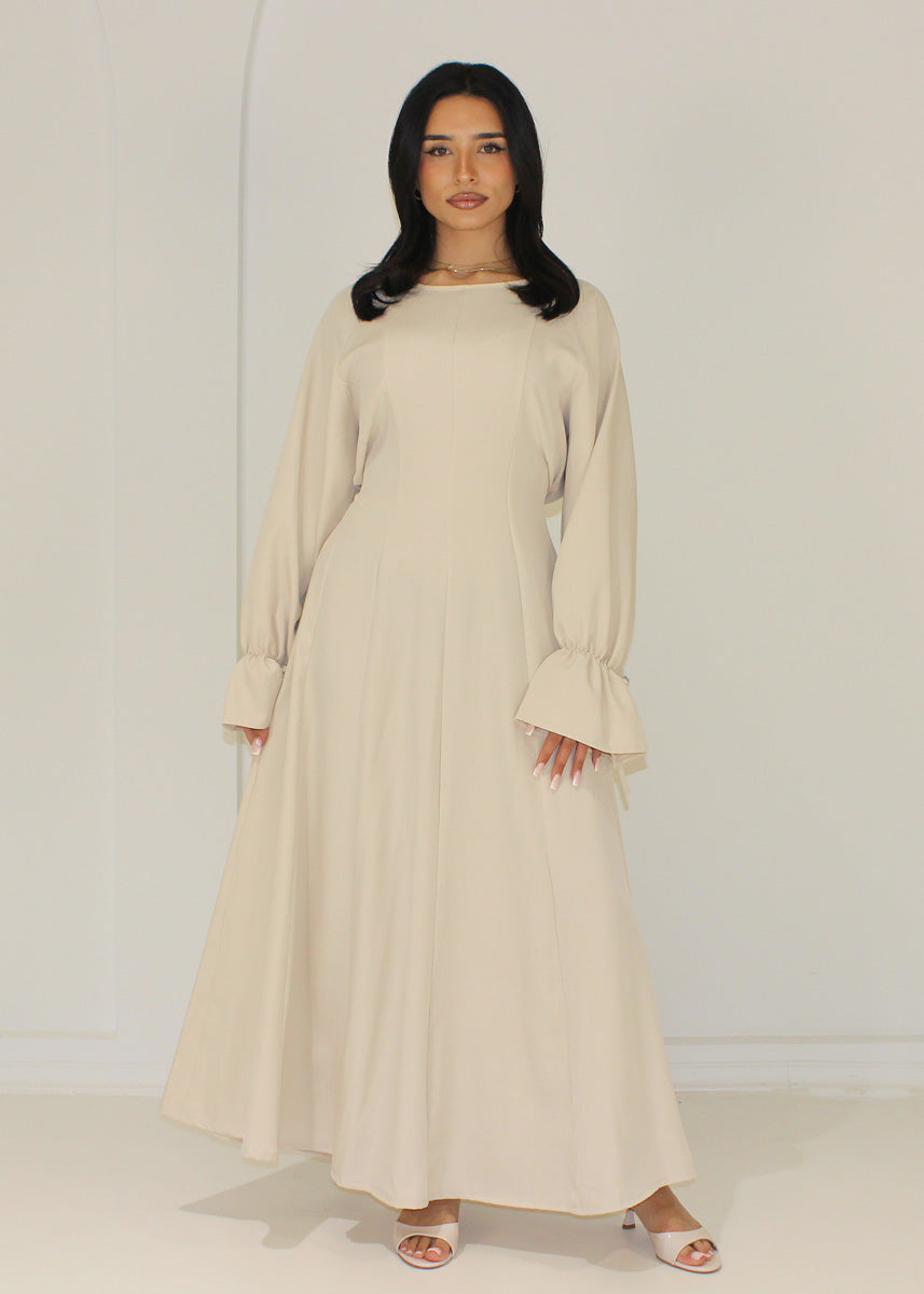 Maxi-Kleid mit Bindeband hinten