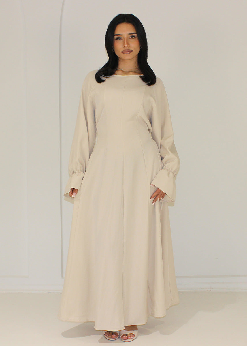 Maxi-Kleid mit Bindeband hinten