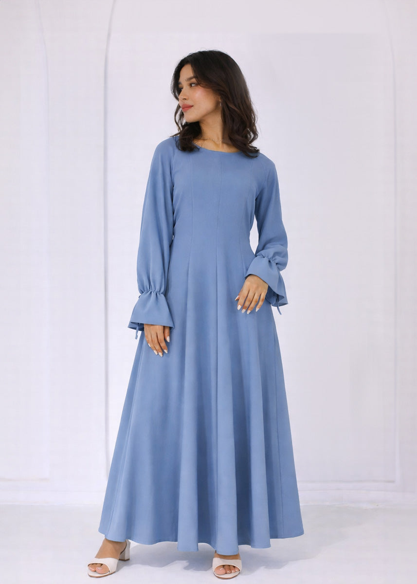 Maxi-Kleid mit Bindeband hinten