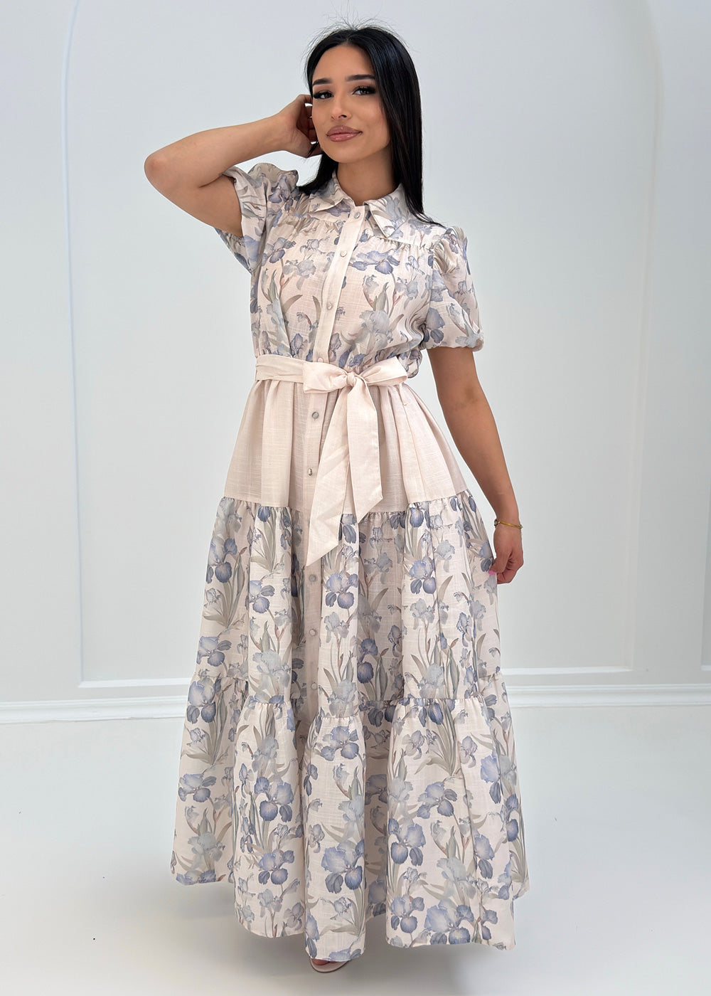 Maxikleid mit Puffmärmeln