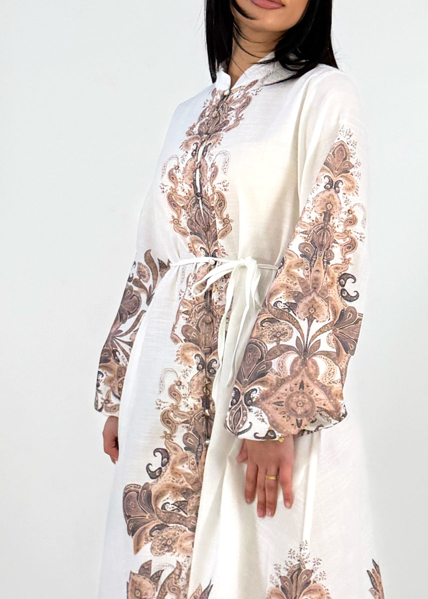 Maxikleid mit Ornamentprint und Bindegürtel