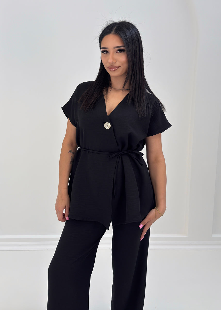 Damen Zweiteiler mit Bindebluse und weiter Hose – elegantes Outfit von NAHA für Alltag und Freizeit