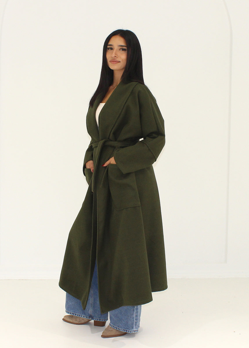 Eleganter Bindemantel