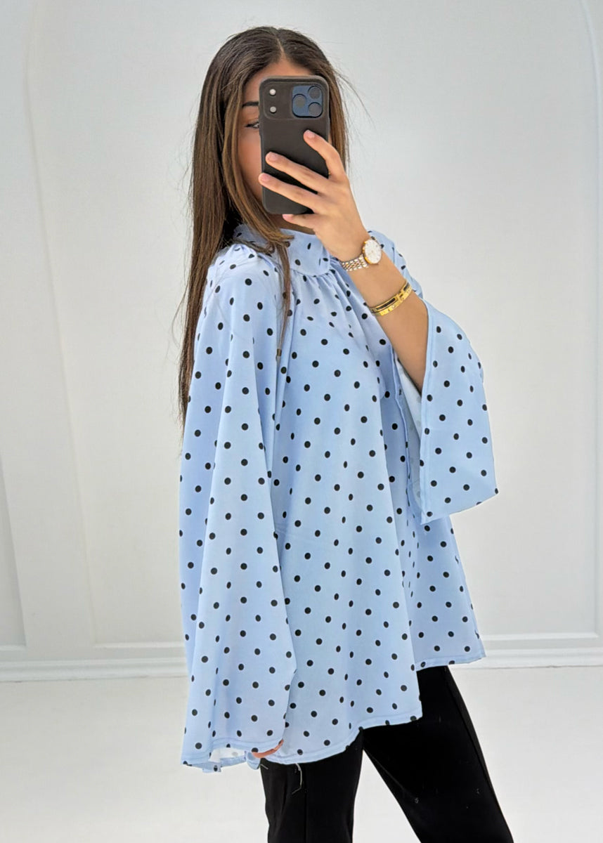 Bluse mit Punkten & weiten Ärmeln