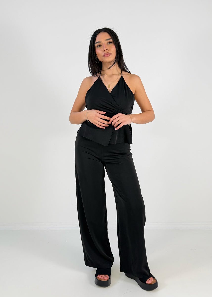 Halterneck Jumpsuit mit weitem Bein - NAHA
