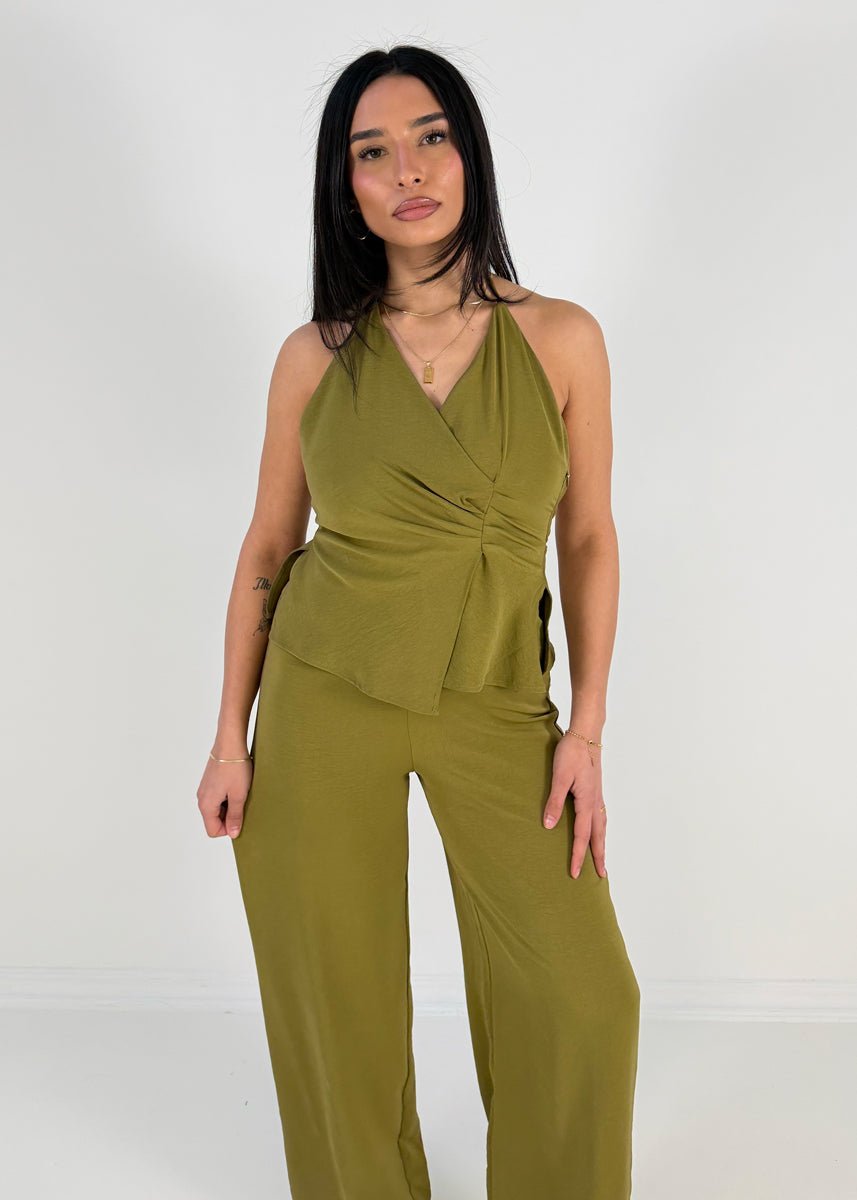 Halterneck Jumpsuit mit weitem Bein - NAHA
