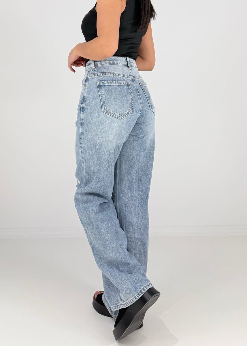 Jeans mit Destroyed-Details - NAHA