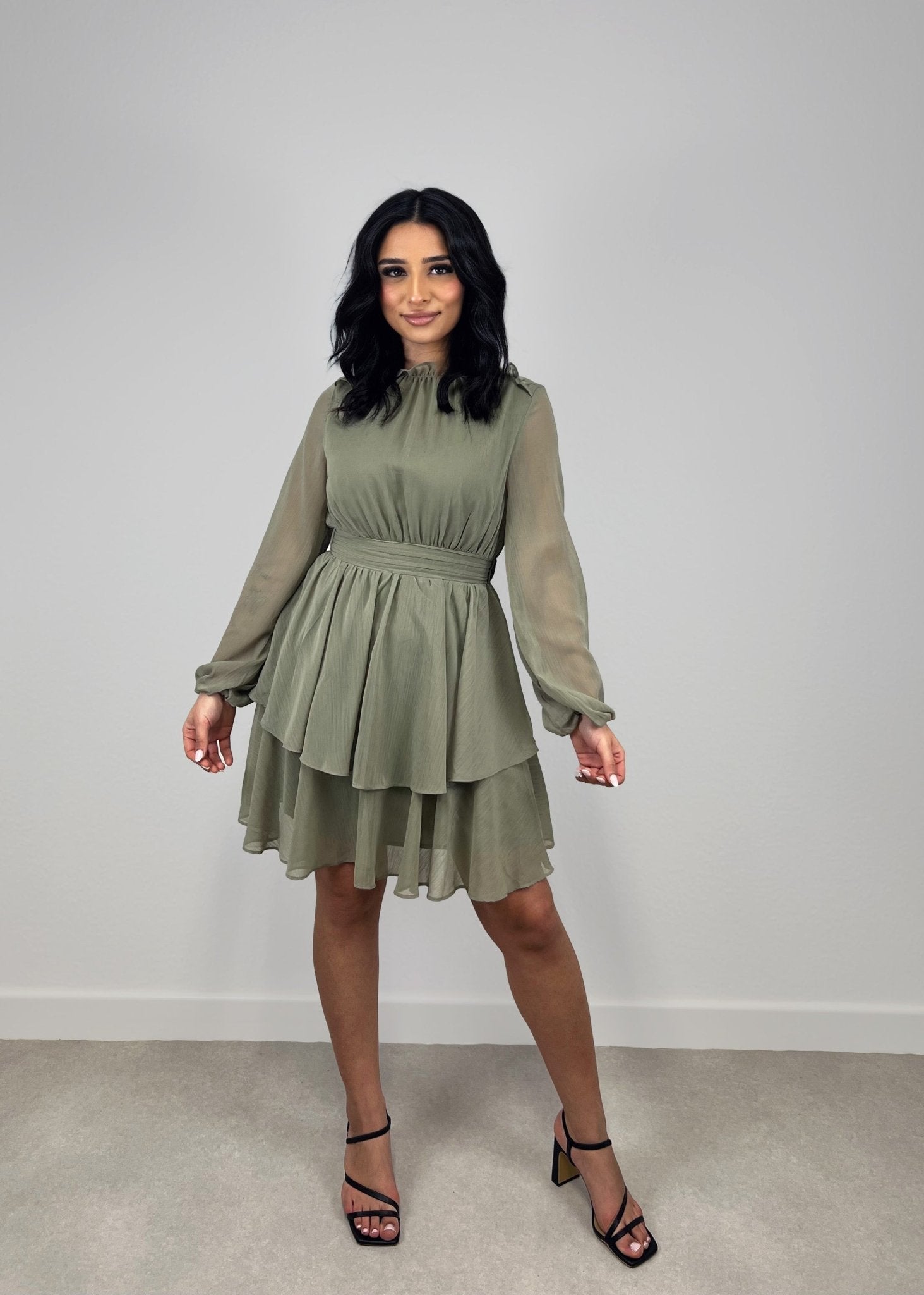 Kleid mit Rüschen - NAHA