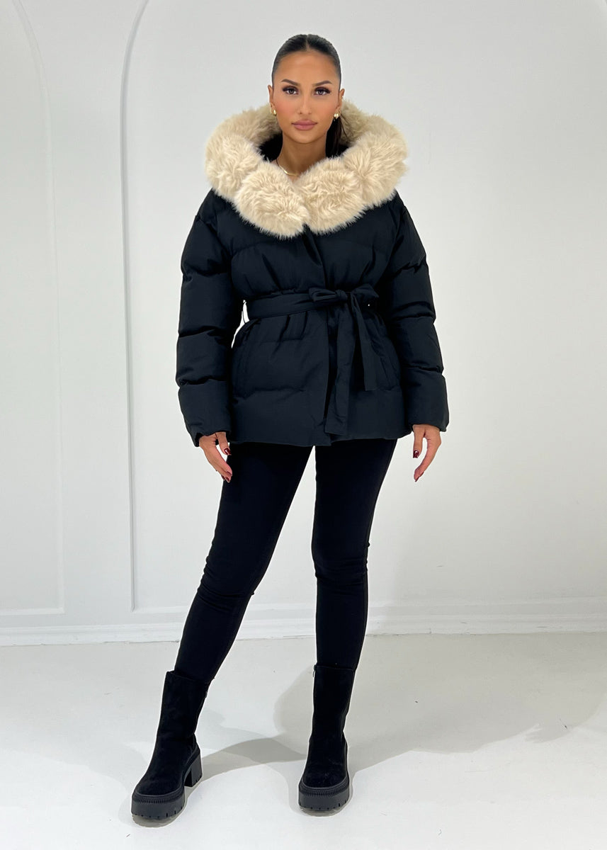 Steppjacke mit Kapuze & Bindegürtel