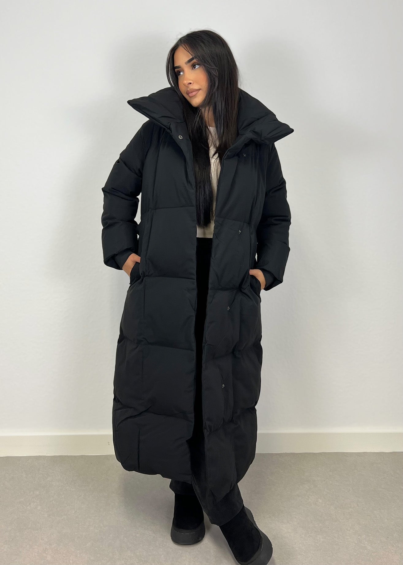 Lange Winterjacke mit Gürtel - NAHA