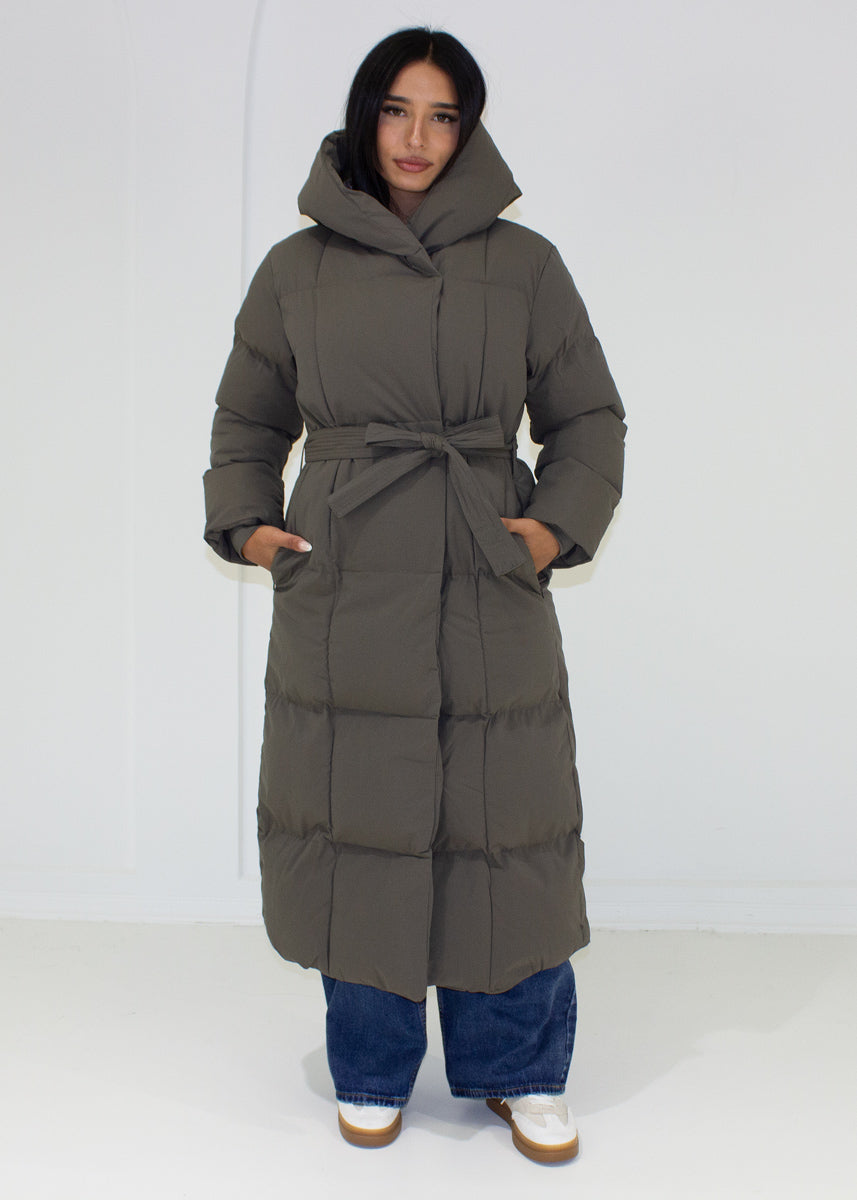 Winterjacke mit Kapuze