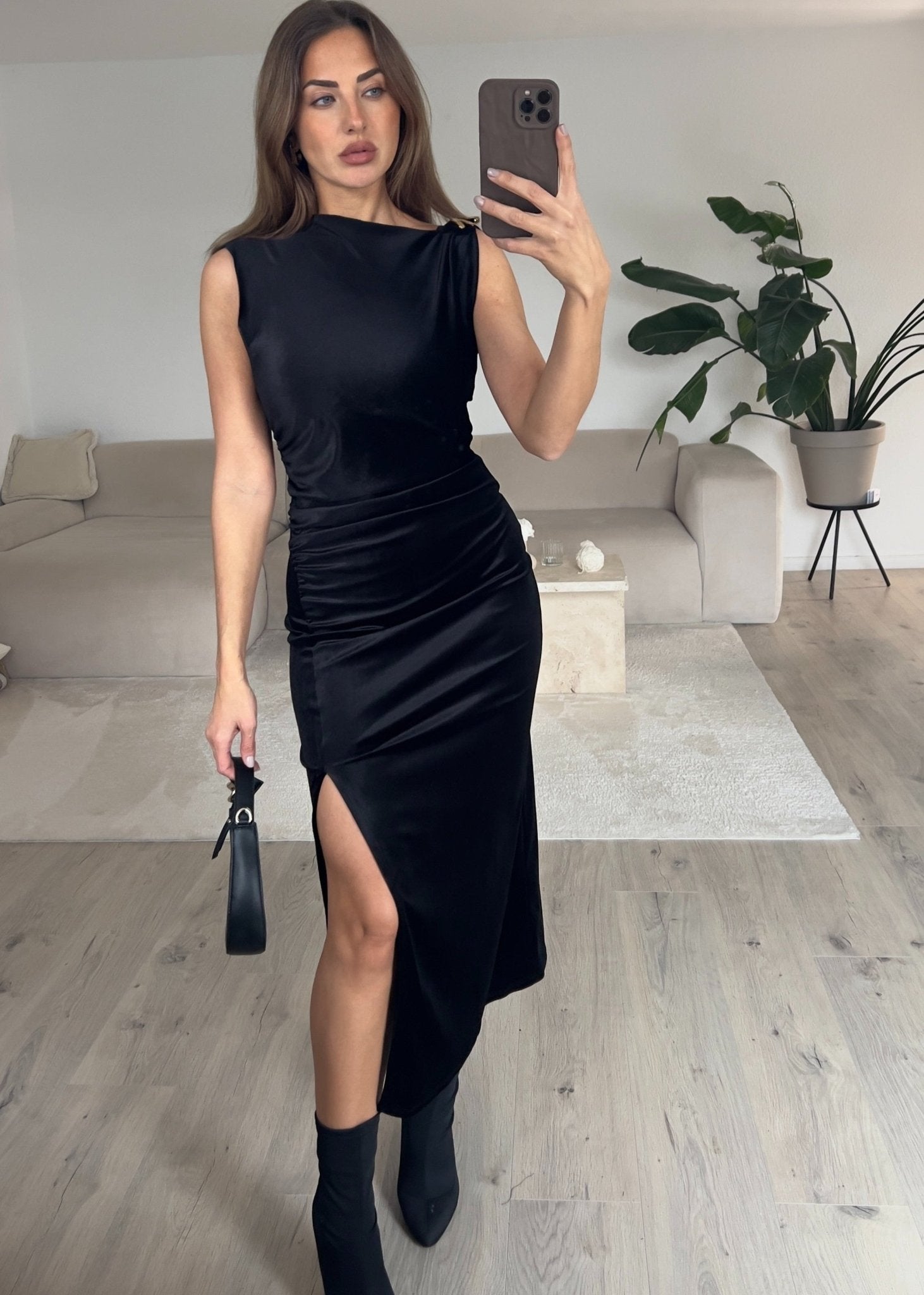 Langes Ärmelloses Kleid - NAHA