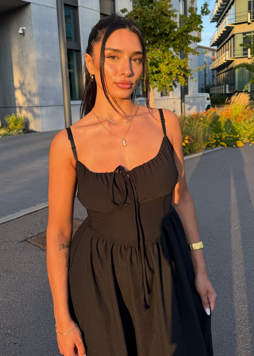 Maxikleid mit Schleife & Spaghettiträgern Schwarz - NAHA