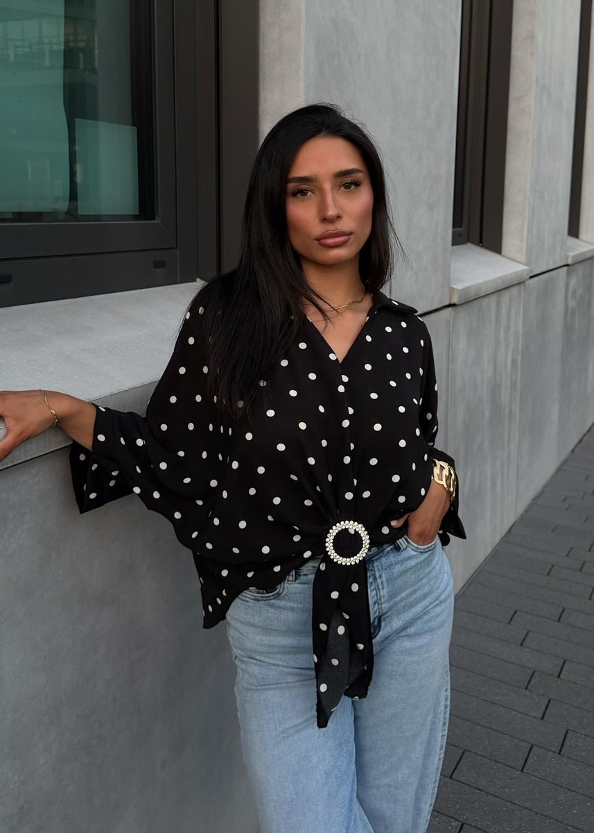 Oversize-Bluse mit Polka Dots & Schmuckring Schwarz - NAHA