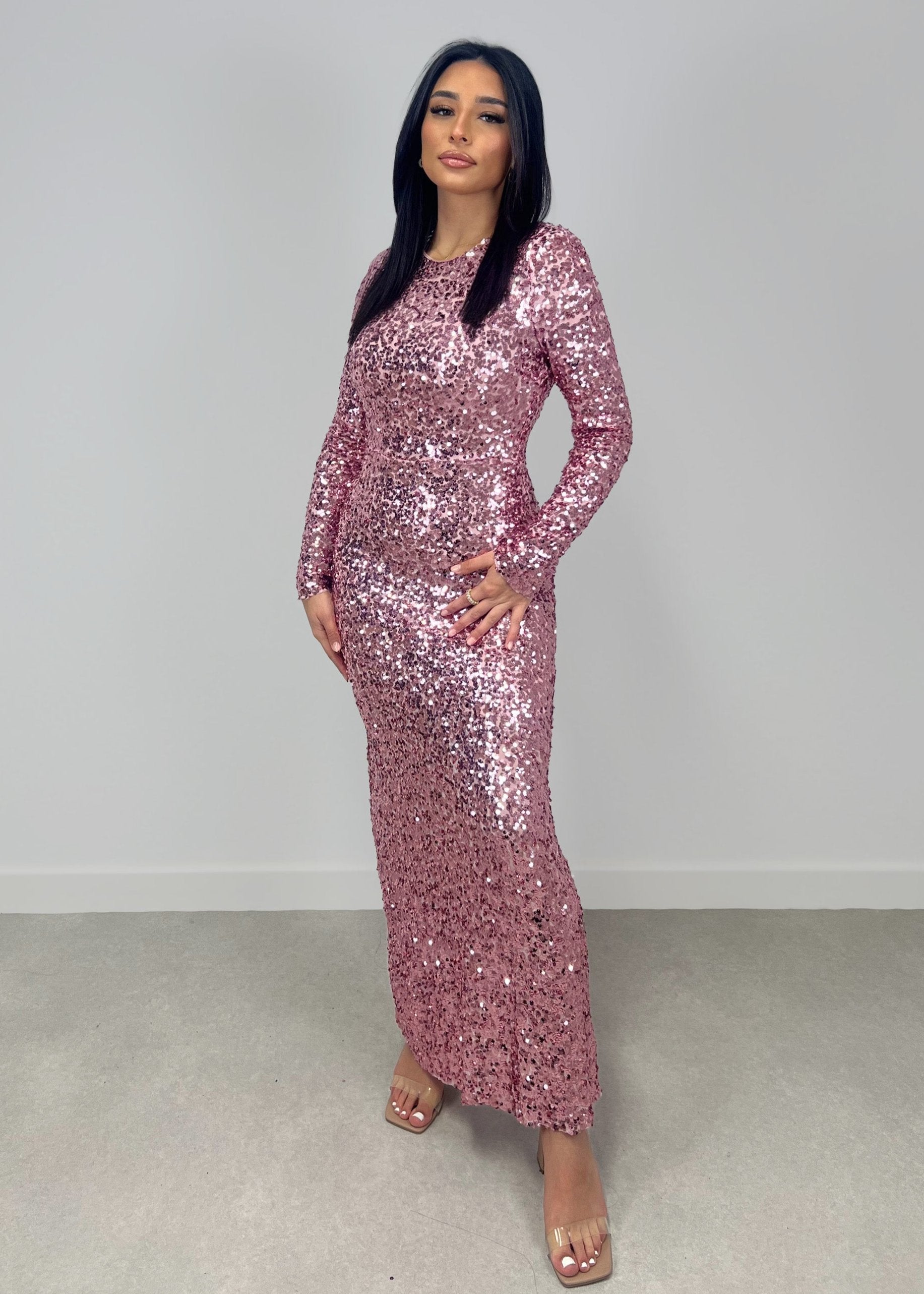 Langes Paillettenkleid