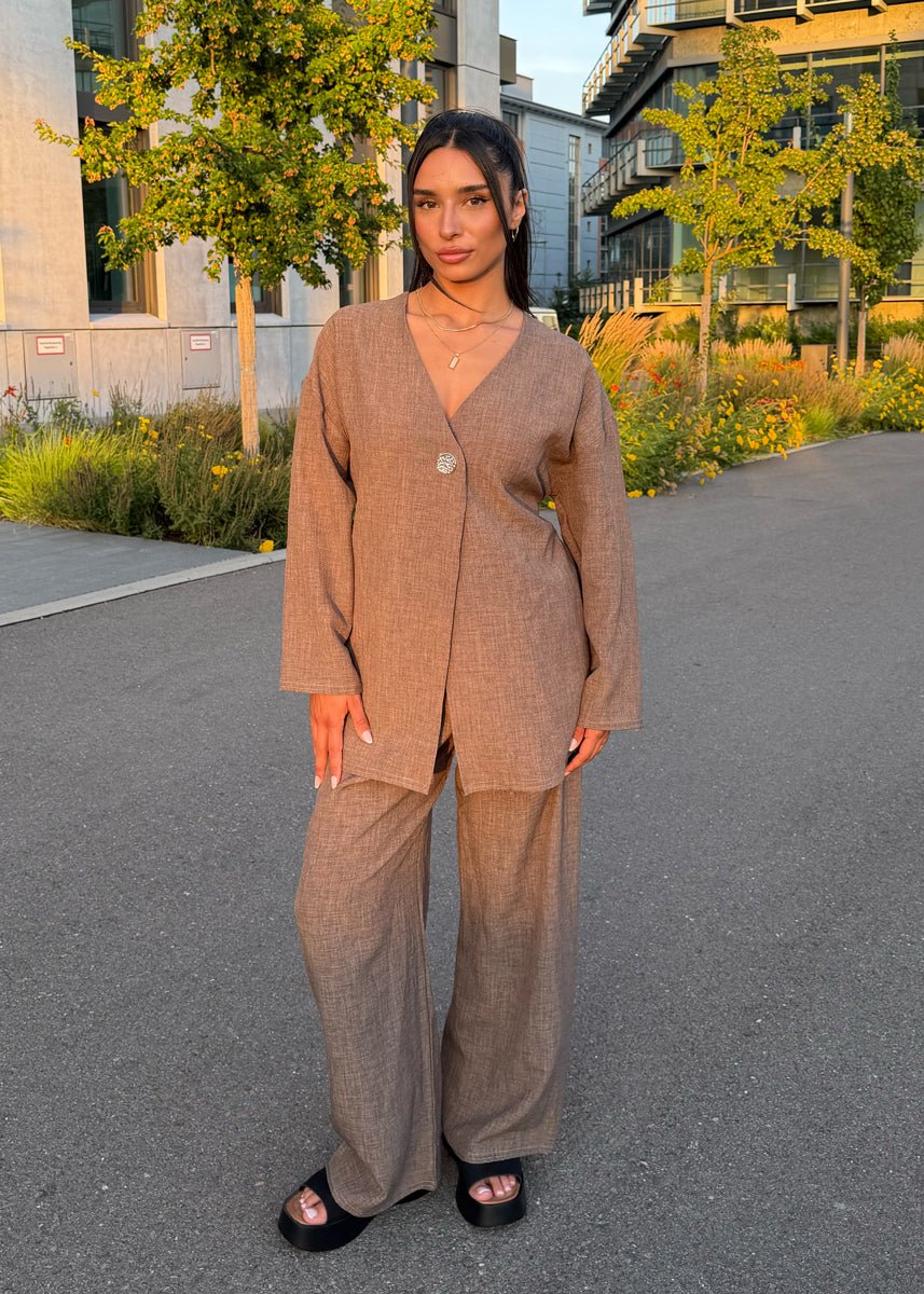 Set mit Bindeband & Goldknopf Taupe - NAHA