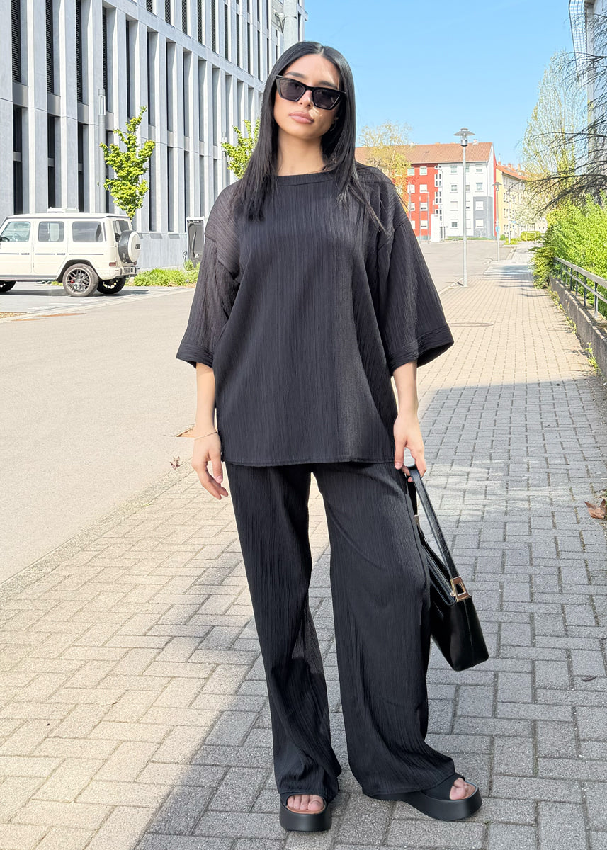 Zweiteiler mit lockerem Schnitt