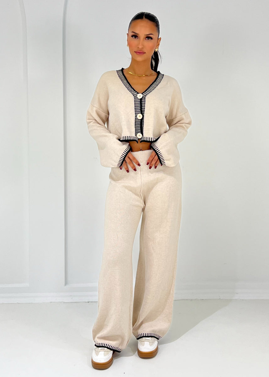 Strickset mit Knopfleiste