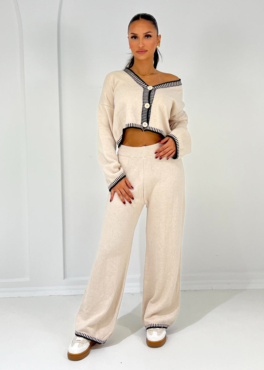 Strickset mit Knopfleiste