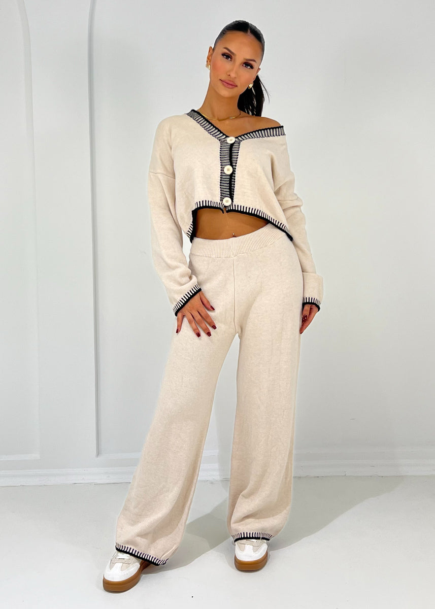 Strickset mit Knopfleiste