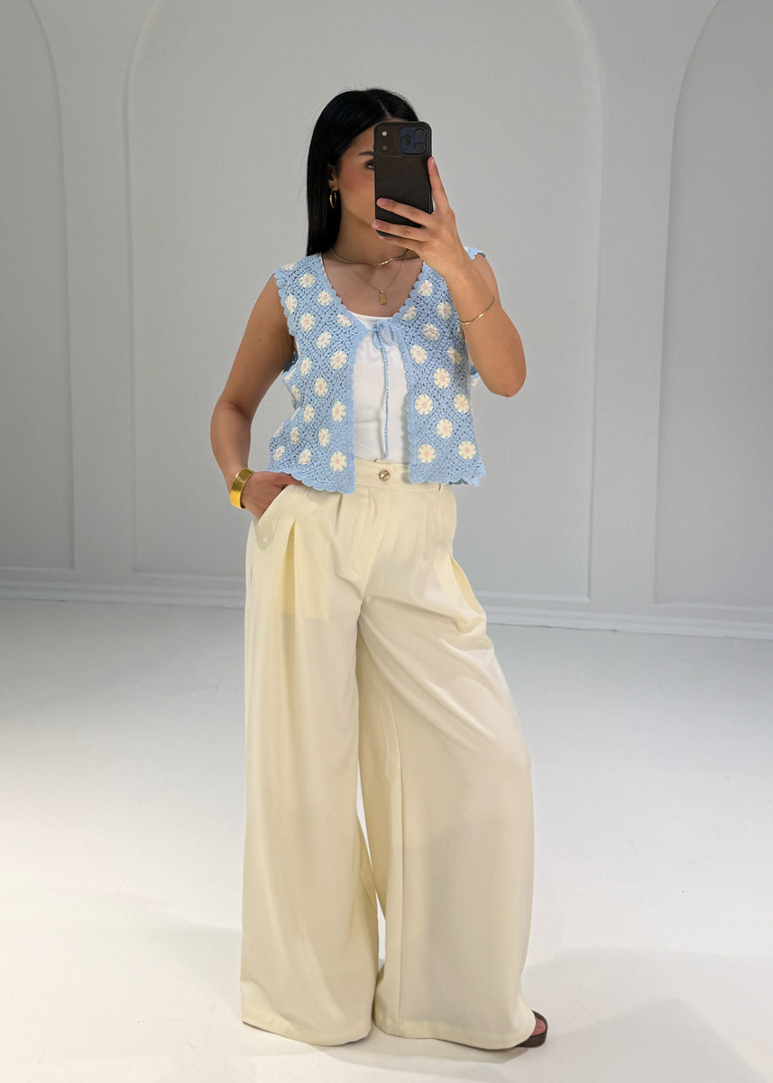 Häkelweste mit Blumenmuster