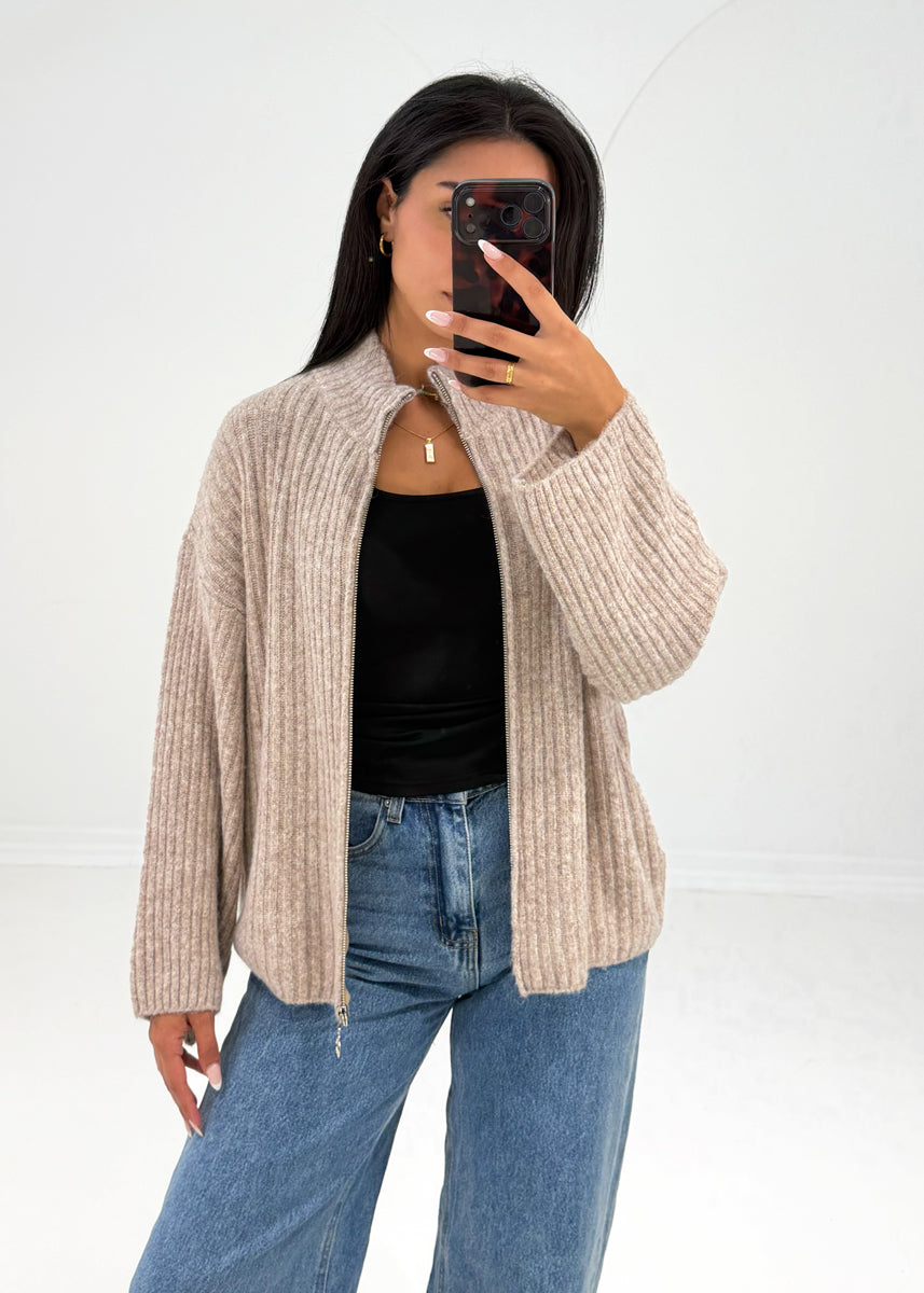 Strickjacke mit Reißverschluss