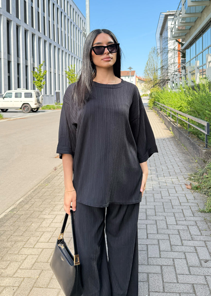 Zweiteiler mit lockerem Schnitt