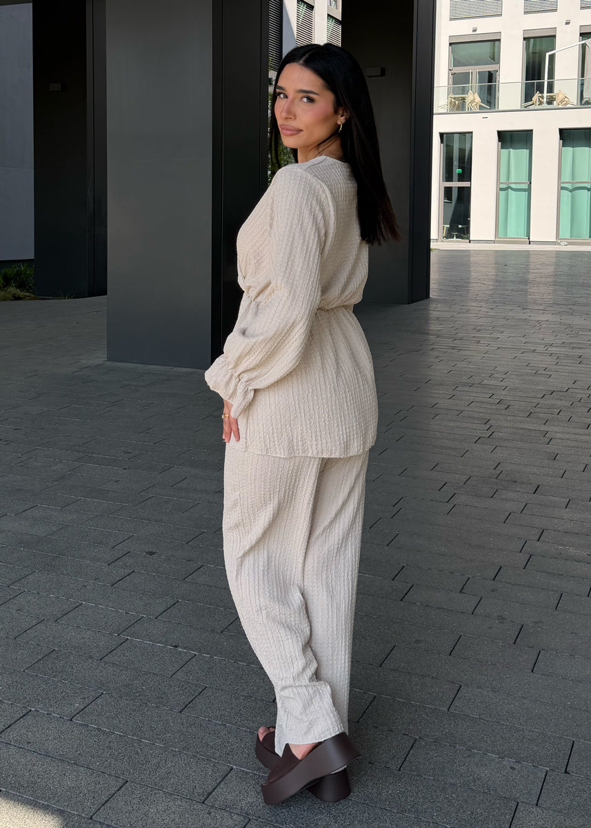Set mit Wickeloberteil und elastischer Taille