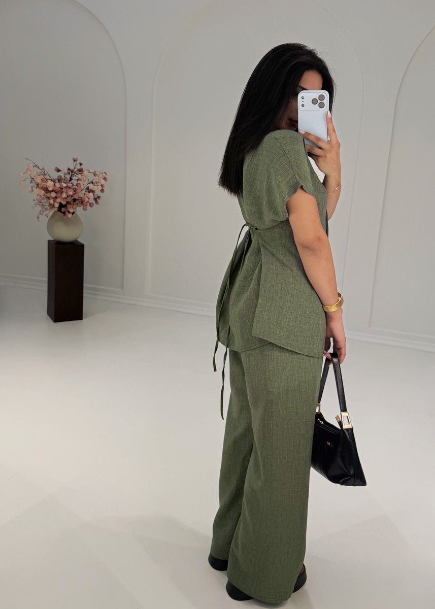Zweiteiler mit Bindeband & weitem Schnitt Khaki - NAHA