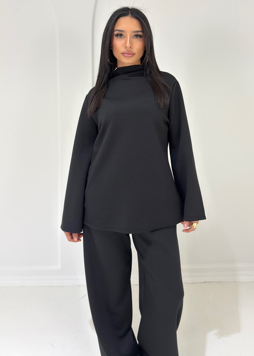 Zweiteiler mit Stehkragen