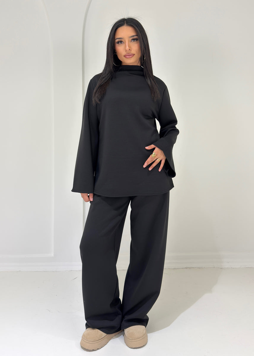 Zweiteiler mit Stehkragen