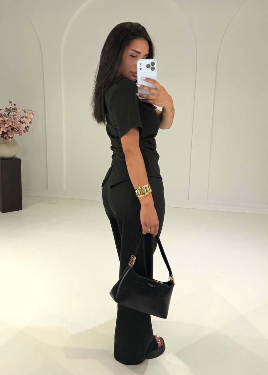 Zweiteiler Set mit gerafftem T-Shirt & weiter Hose – Schwarz - NAHA
