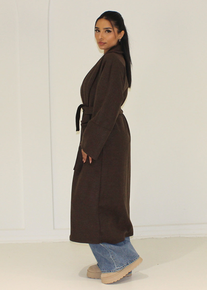 Weicher Bindemantel mit Gürtel