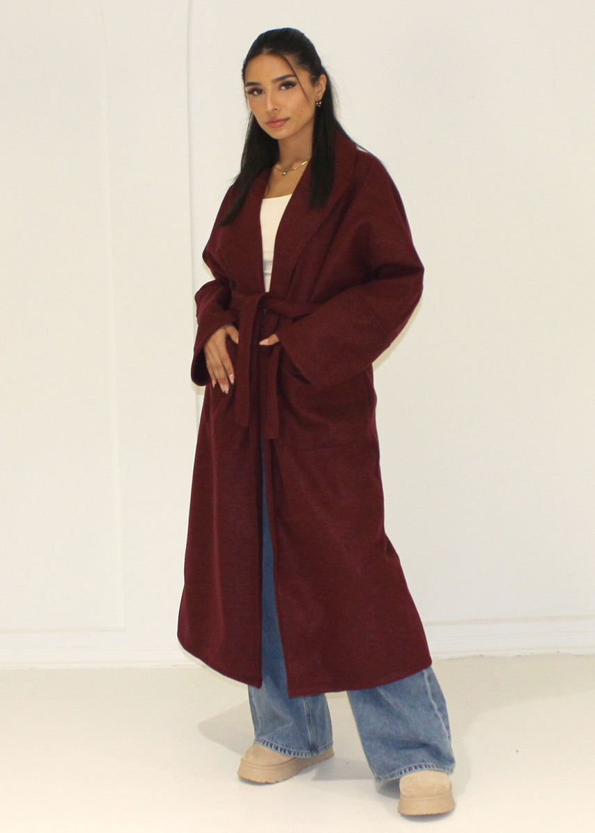 Weicher Bindemantel mit Gürtel