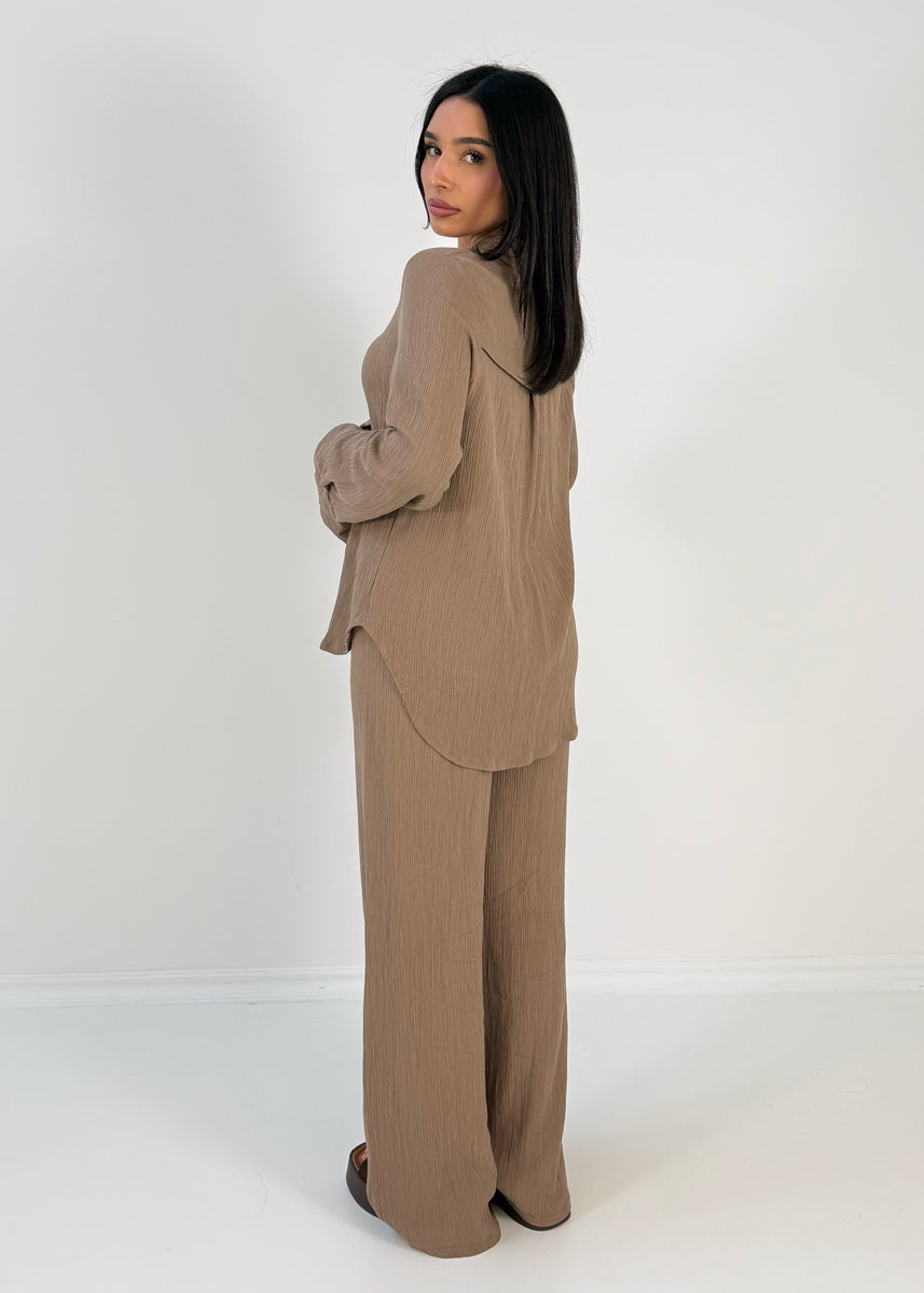 Zweiteiler Set mit Hemd und weiter Hose