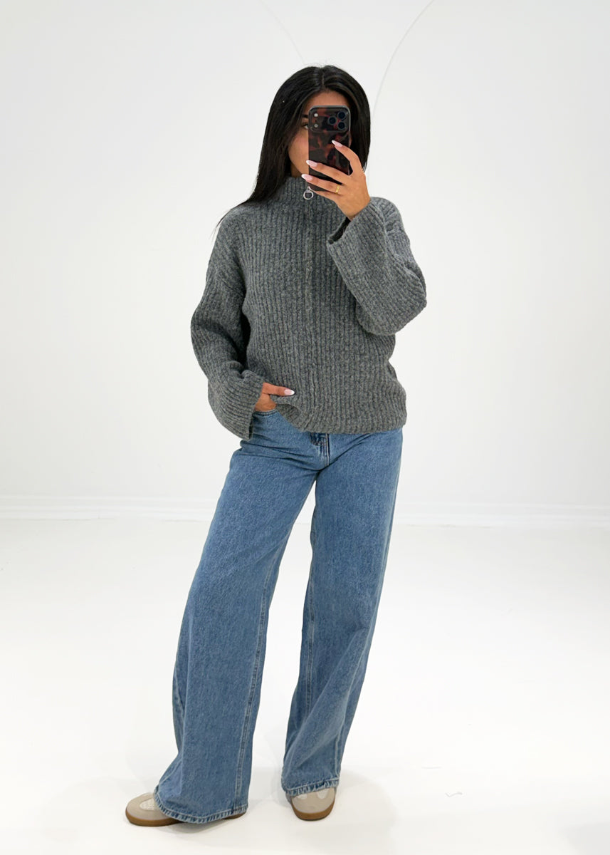 Strickjacke mit Reißverschluss