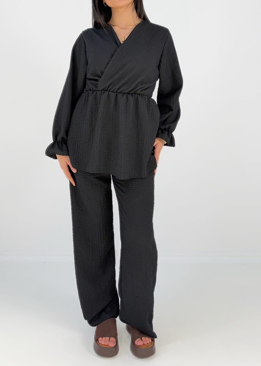 Set mit Wickeloberteil und elastischer Taille