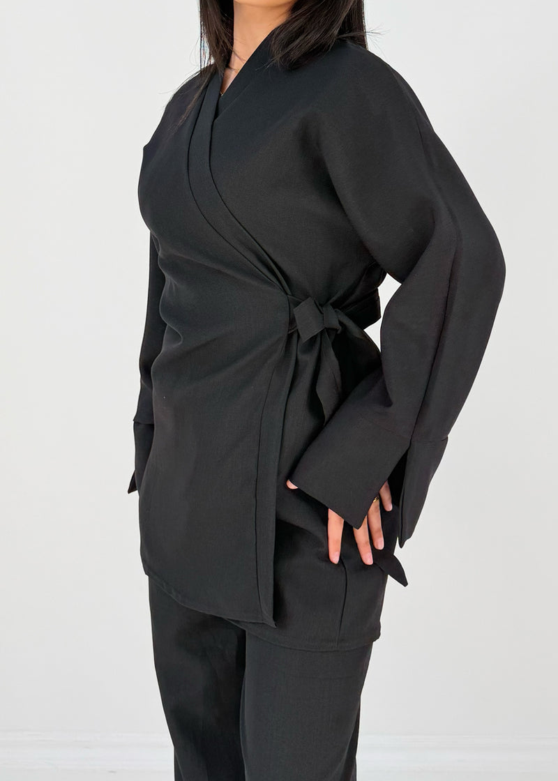 Set mit Wickeloberteil und weiter Hose