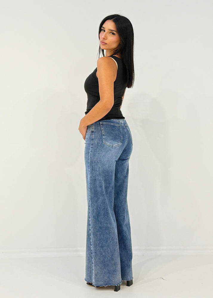 Basic Top mit Rundhalsausschnitt