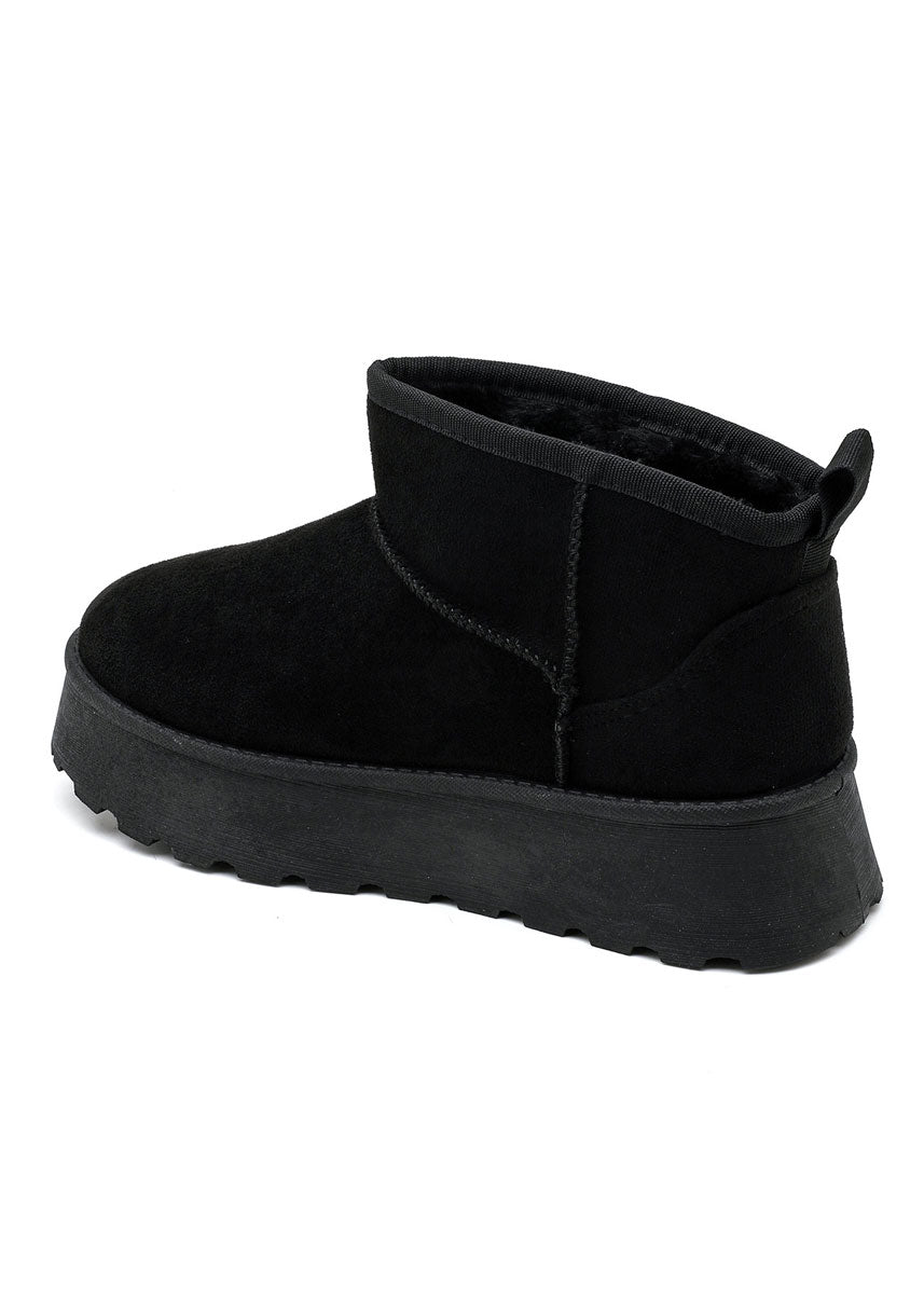 Gefütterte Boots mit Plateau-Sohle